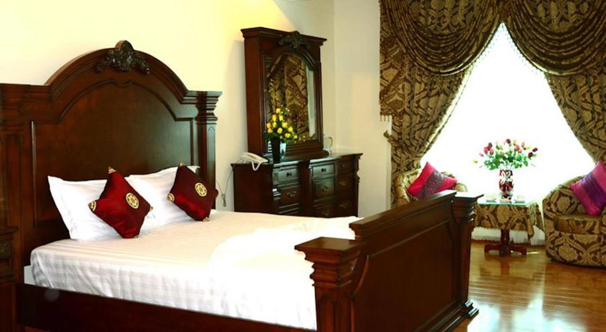 Sen Vang Hotel Da Lat Esterno foto
