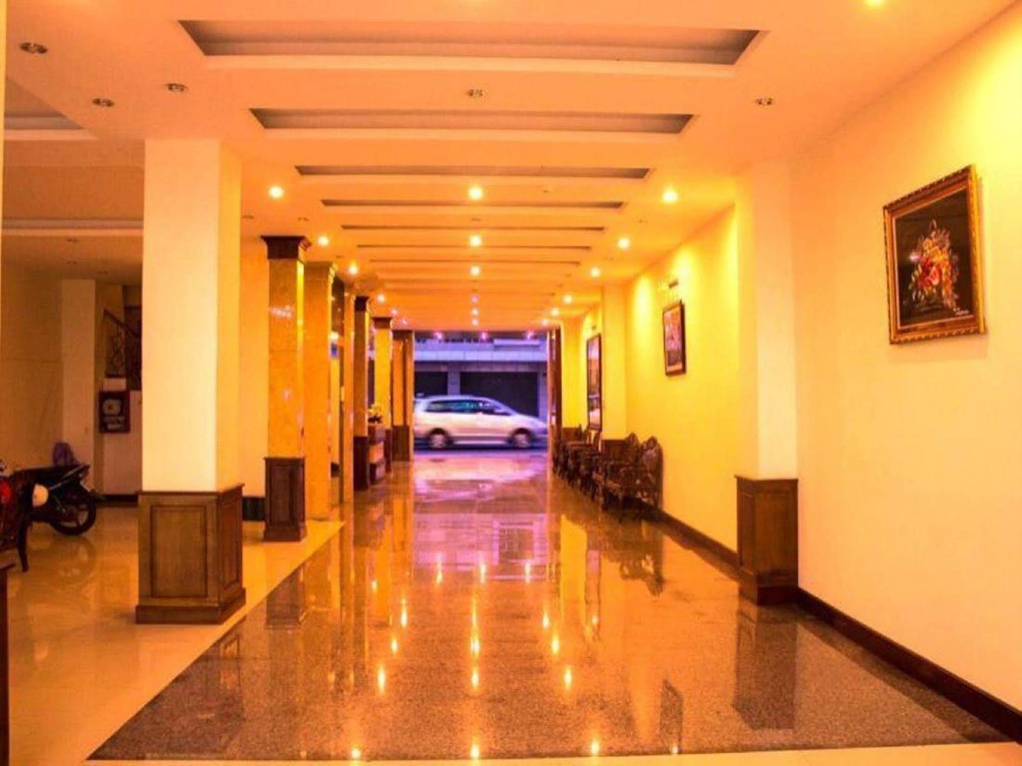 Sen Vang Hotel Da Lat Esterno foto